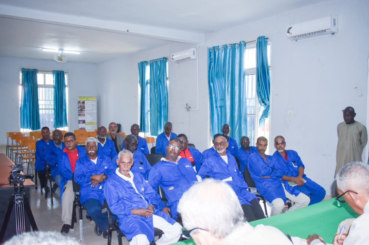 Retraités militaires participant à une activité de formation organisée dans le cadre des actions de reconversion et d’insertion.